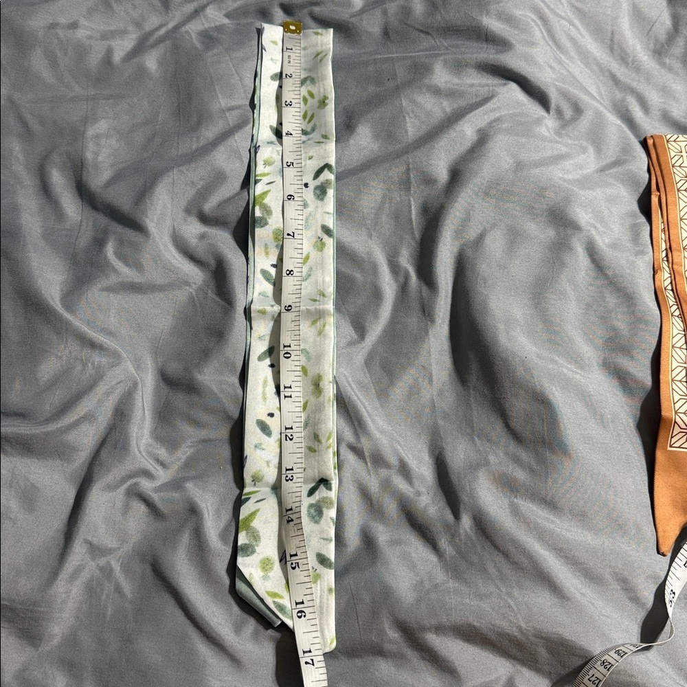 Set/3 Patterned Scarves Set - Picture 6 of 7